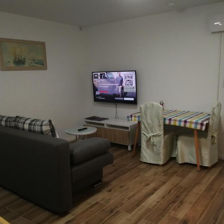 21A Comfortable Studio 陶夫基兴 外观 照片